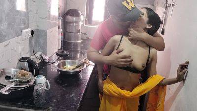 Hot Desi Bhabhi Kitchen Sex With Husband - hclips - India