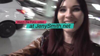 Jeny Smith - He saw me naked in the changing room. Jeny Smith goes shoping with her fan - hotmovs.com - Russia